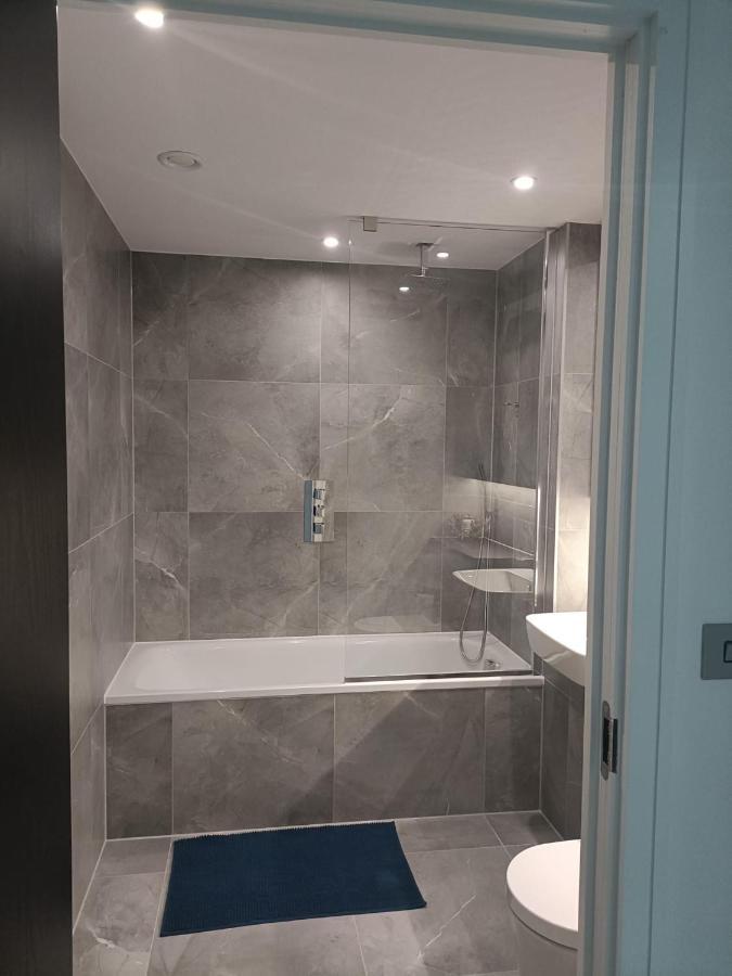 Appartement One West Point , Icon Tower à Londres Extérieur photo